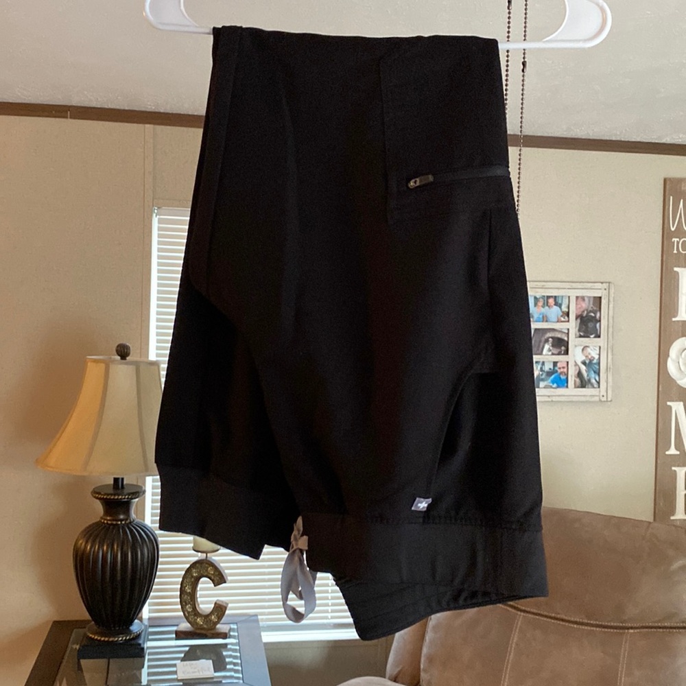 Fig Joggers Size Medium Regular in Length True to size No Flaws